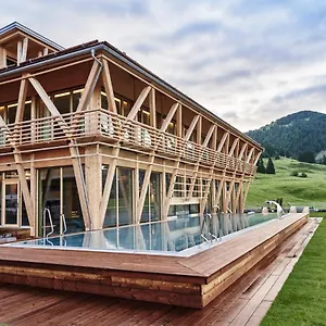 Hubertus Mountain Refugio Allgaeu Hotel